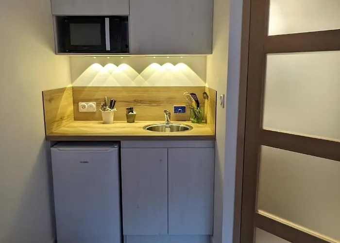 Lägenhet Prive Avec Entree Independante Saint-Raphaël