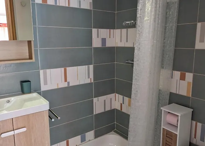 Prive Avec Entree Independante * Saint-Raphaël