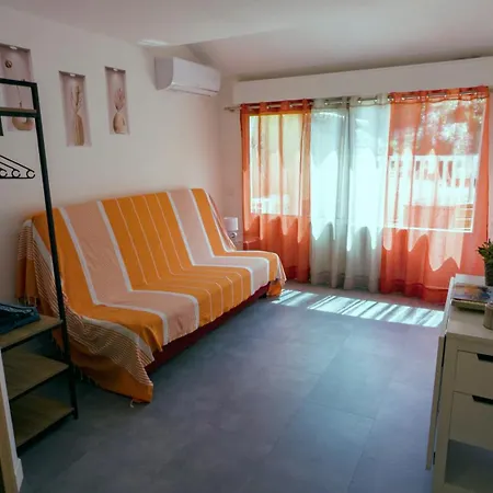 Appartement Privé Avec Entrée Indépendante